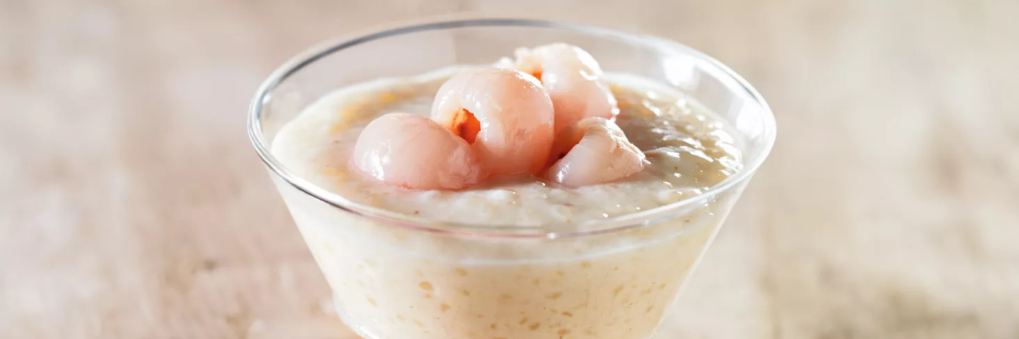 Muhalbiyat al-sagoo - Sago and Lychee Pudding