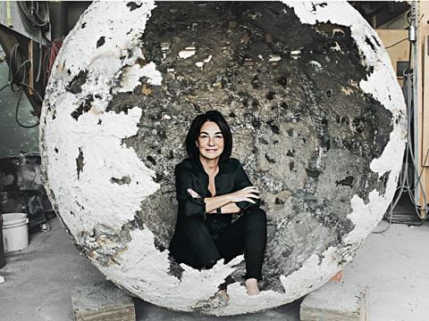 Sculptor Marie Khouri’s Message of Connection in Arabic Calligraphy Exhibition