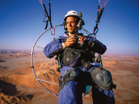 Steinmetz first scouted the seaweed farms of Bali, Indonesia, with Google Earth, “but when you are there, it’s always a surprise as you see people on the land (or on the water) and how they interact with it. It’s also more 3D, from the oblique perspective of the camera and, in this case, reflections.” He calls seaweed harvesting “a real bright spot in aquaculture because you’re growing food in a very sustainable way.”