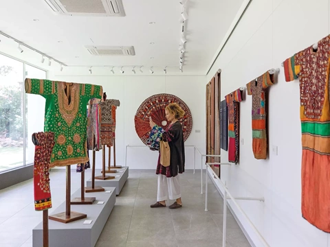 The vibrant textile legacy of minority communities in Pakistan’s southeastern province of Sindh are among those on display at Nasreen ki Haveli in Karachi.