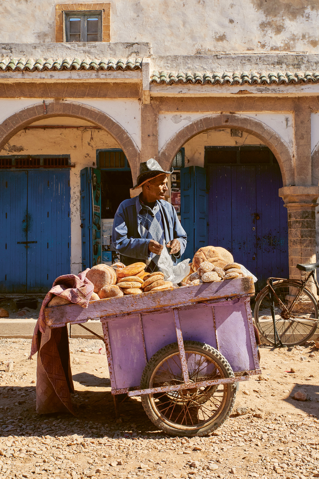 Sardines in escabeche marinade, a dish using escabetx, relies on a method for preserving fish that has carried over from the era of Muslim Spain. 