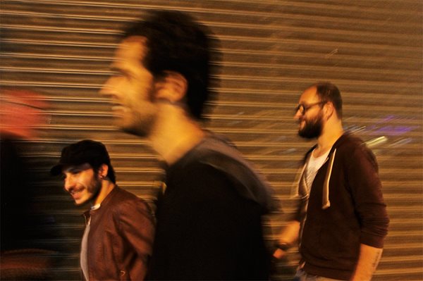 <p>Guitarist Tarek Khuluki, drummer Dani Shukri and lead vocalist Khaled Omran are Tanjaret Daghet (Pressure Cooker). The trio arrived in Beirut from Syria in 2011 and released 180&deg;, its first album, in 2013.</p>
