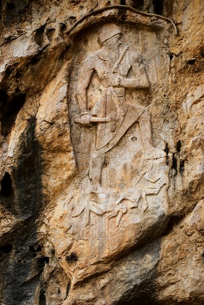 Photographs taken by Zainab Bahrani and her Mapping Mesopotamian Monuments team show how ensconced the Darband-i-Gawr relief (2090 BCE) is in the mountains of Iraq’s Qara Dagh district—leading them to a very different interpretation of their purpose. Previously, scholars believed they were used for propaganda.